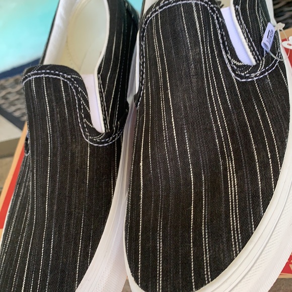 VANS CLASSIC SLIP ON SUITING Black/Stripes Men’s - Picture 10 of 17